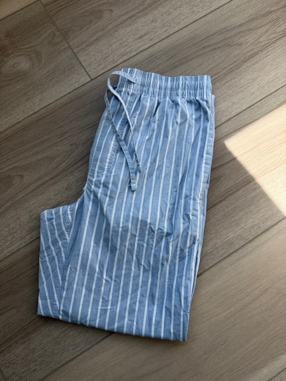 American Eagle Outfitters Light Blue & White Striped Drawstring Joggers